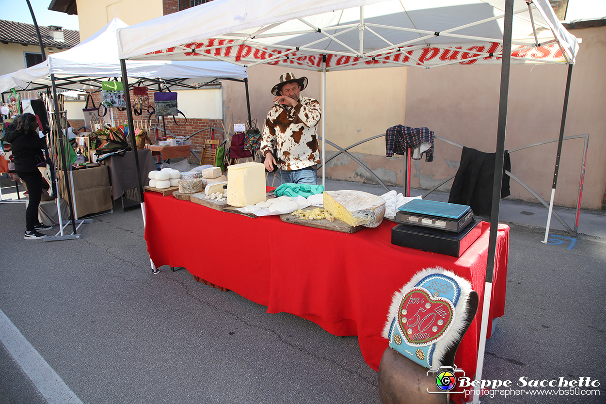 VBS_6659 - Fiera Storica di San Giuseppe 2024 - Alla Corte del Vino Barbera...la Salsiccia di Bra.jpg